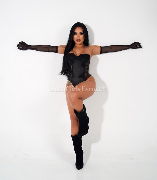 Erotic massage GIF — Sensual Elegance of Beatriz in Rijeka