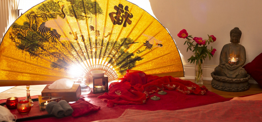 Erotic massage GIF — Tantric Massage in Hamburg