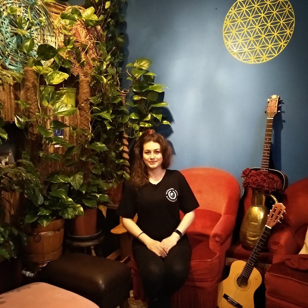 Erotic massage GIF — TANTRAHOME MASSAGE WIEN