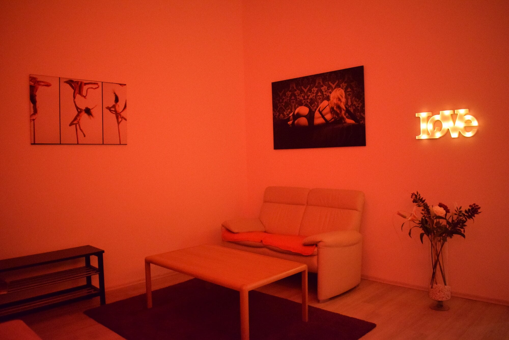 Erotic massage GIF — Asia Tantra