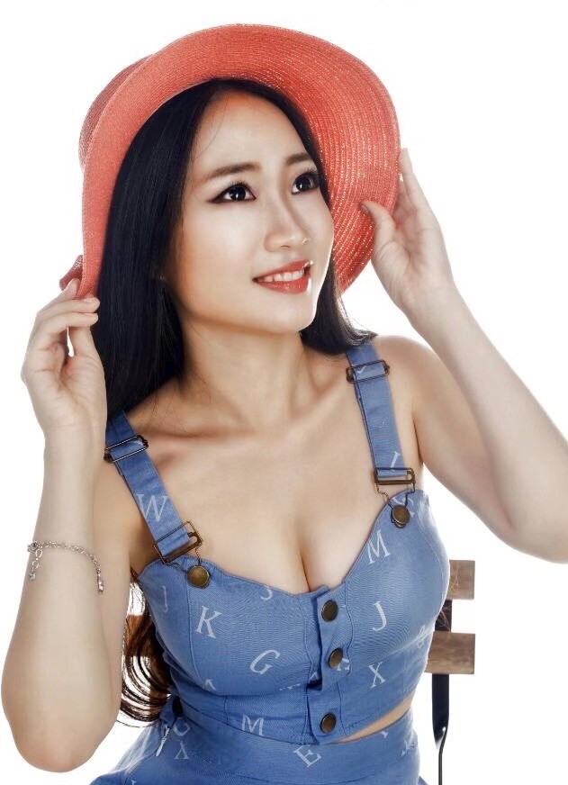 LOTUS MASSAGE STUDIO - Photo 1