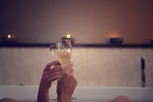 Erotic massage photo — Harmony Spa Vyton