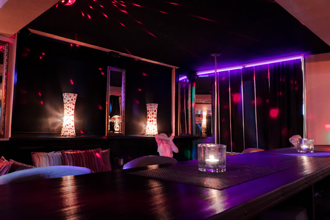 Princesse The Club - Erotic Massage in Zurich, Switzerland - Photo 6