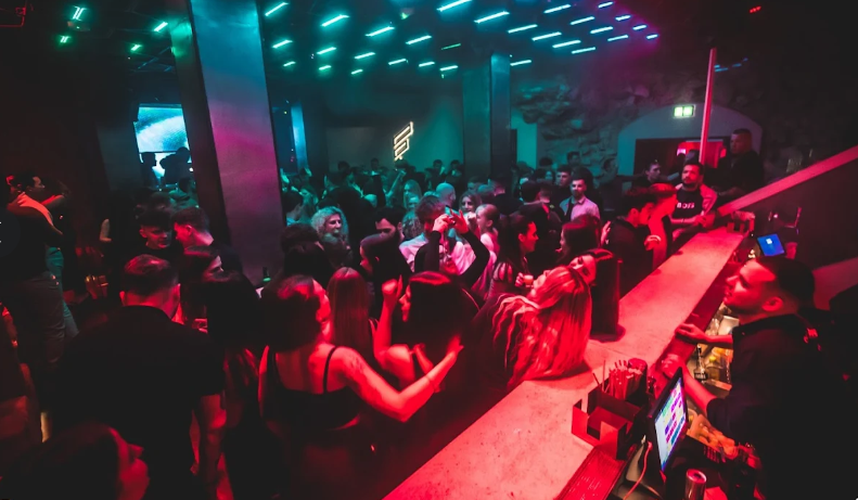 Frantic Club