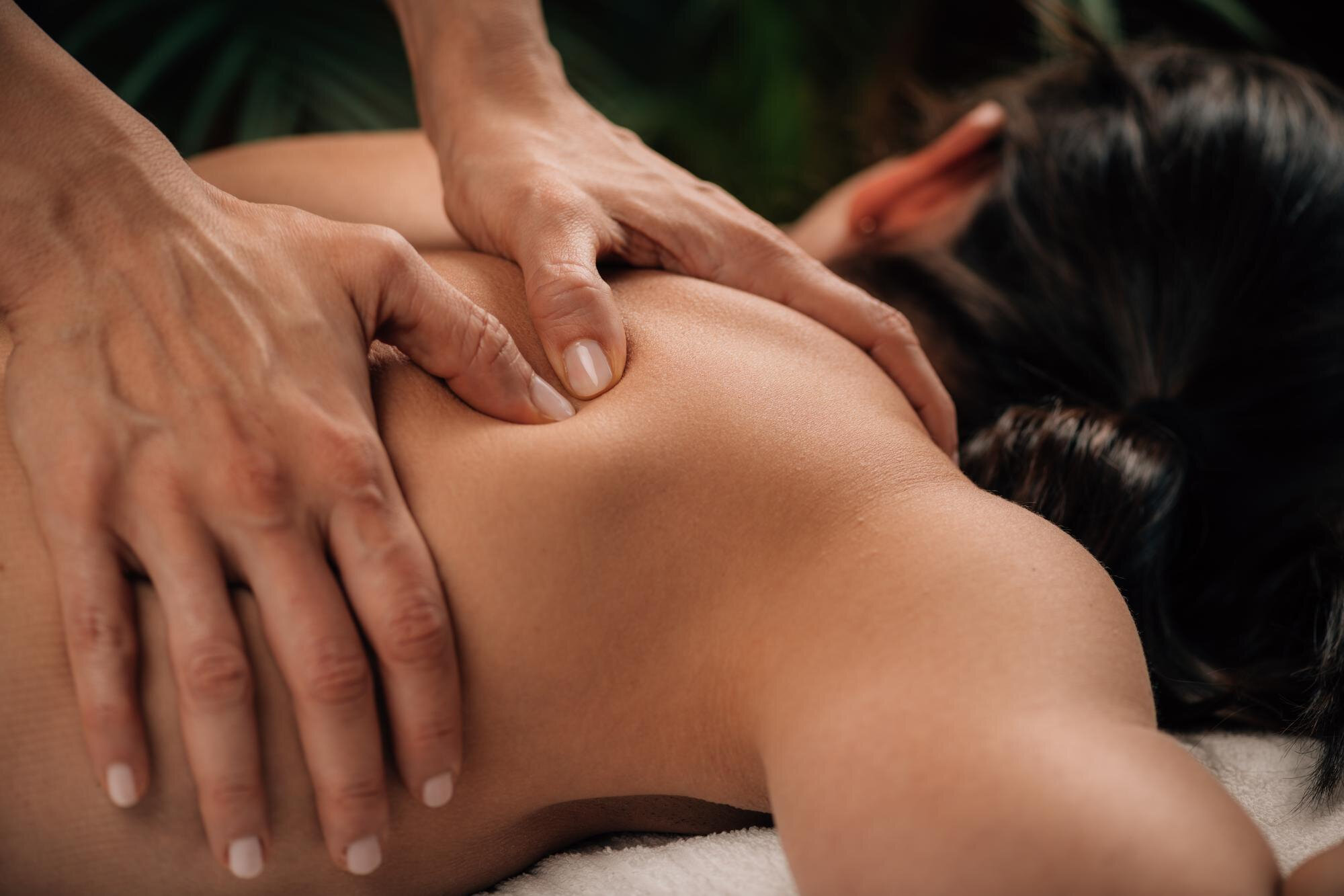 Erotic massage GIF — Tantra Ganamera