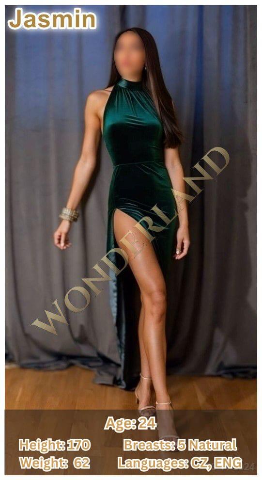 Erotic massage photo — Wonderland Salon