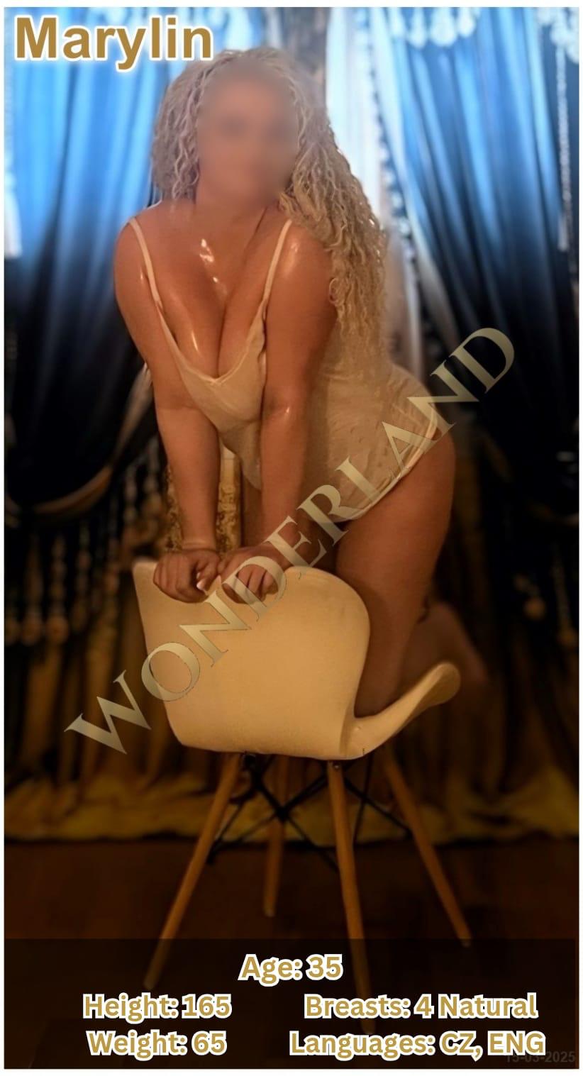 Erotic massage photo — Wonderland Salon