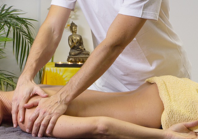 Erotic massage GIF — EDEM Massage