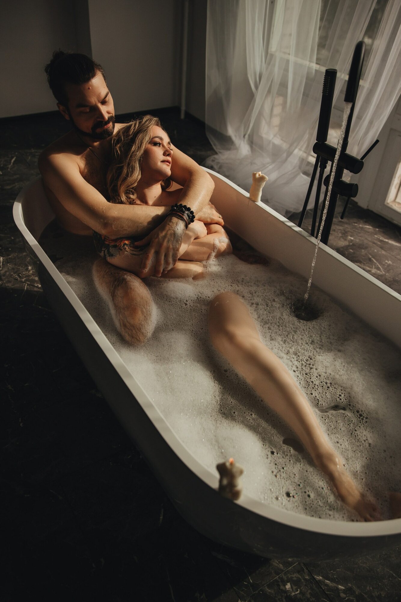 Erotic massage GIF — КУРАЖ
