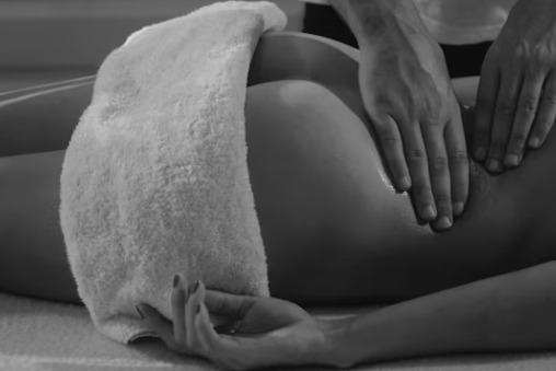 Erotic massage GIF — Iguazumasseur