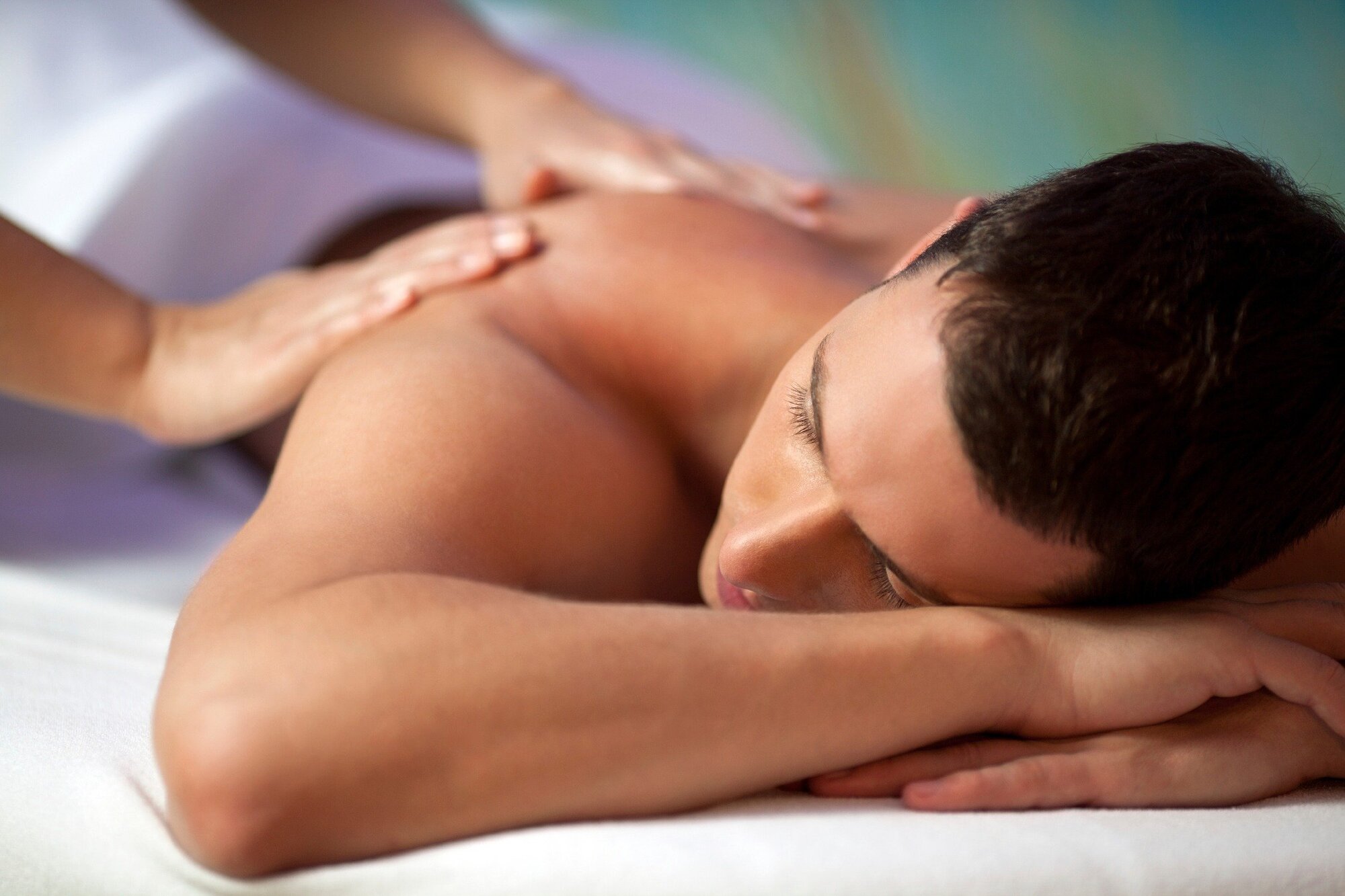 Erotic massage GIF — Piel Canela Centro de Relajación