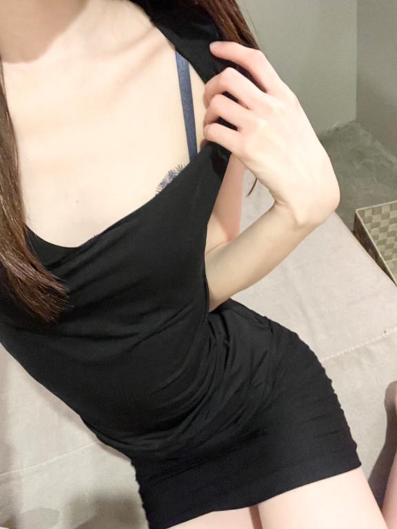 Erotic massage GIF — Curel