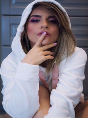 Erotic massage GIF — IZ Spa
