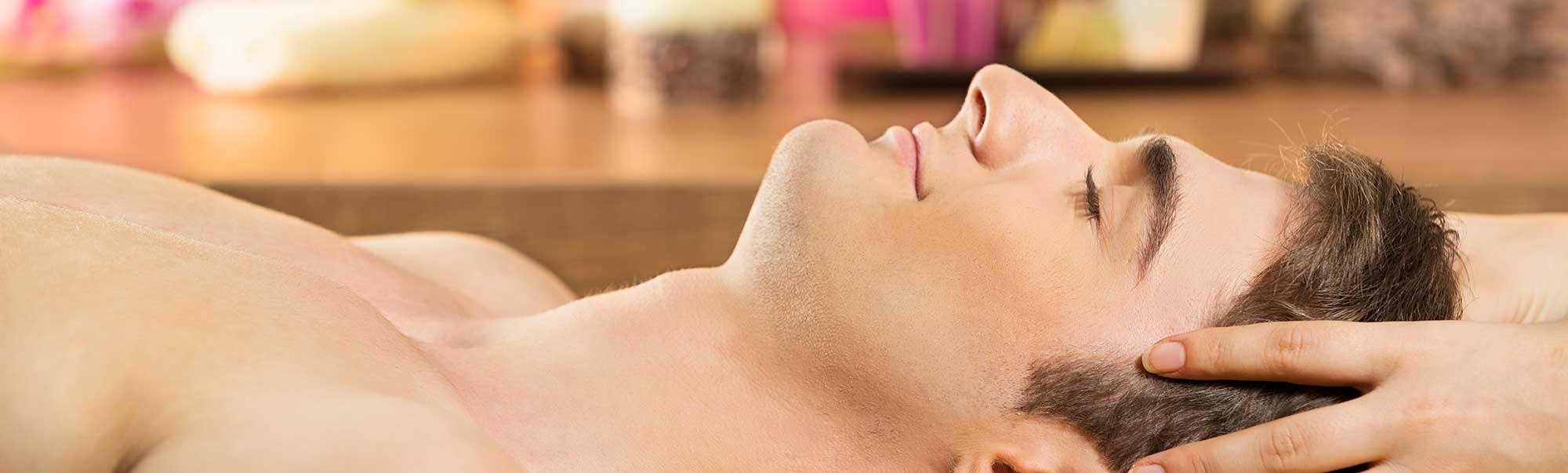 Ερωτικό μασάζ GIF, Nuru Massage USA