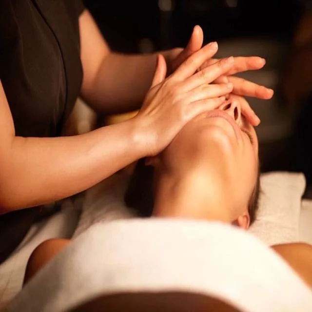 Erotic massage GIF — Mantra Body Spa Jaipur