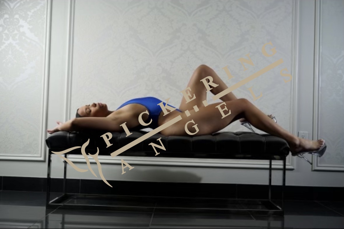 Erotic massage photo — PickeringAngels