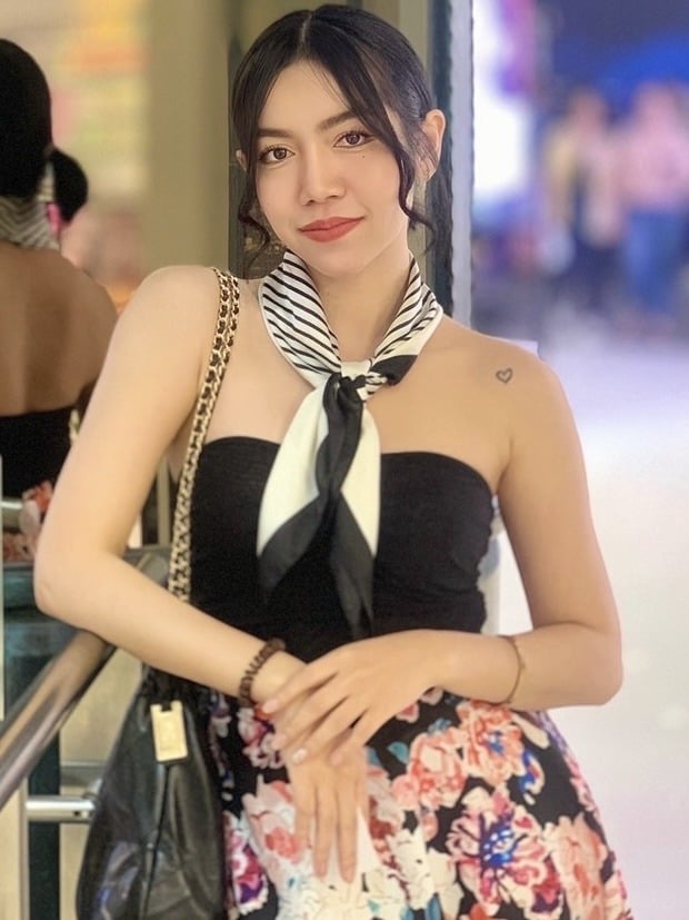Erotic massage GIF — Picasso Bkk