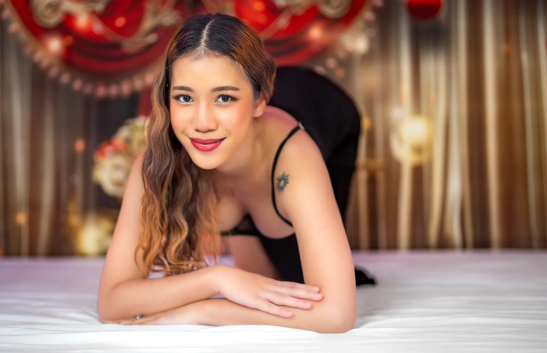 Tiara Nuru Massage - Photo 14