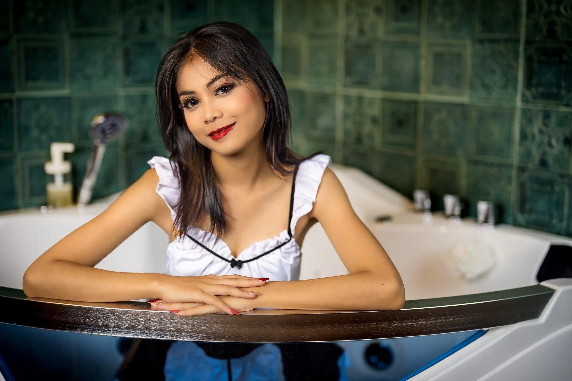 Erotic massage GIF — Dragon Heart Bangkok