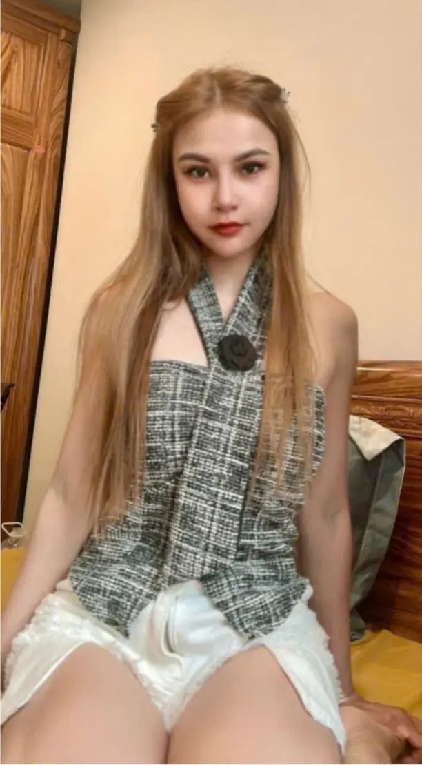 Erotic massage GIF — Lingam massage