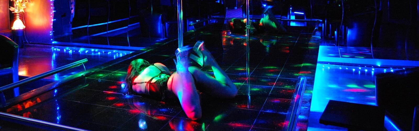 Shades Gentlemans Club – 2