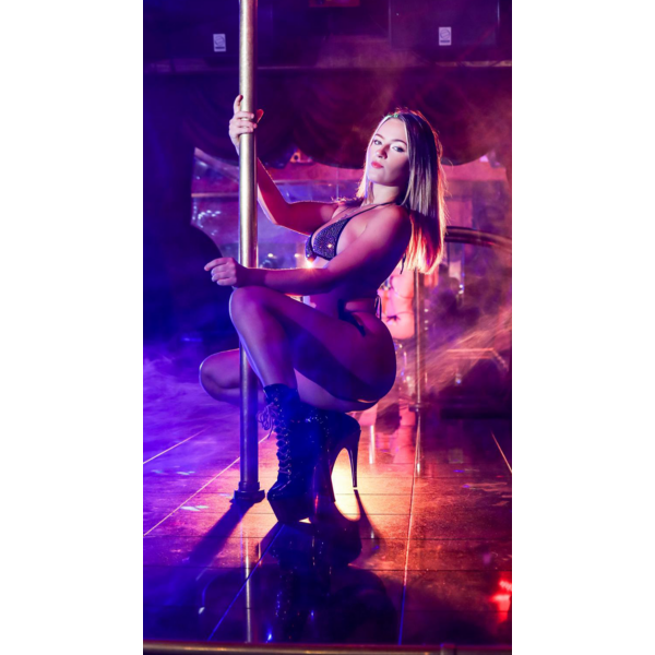 70P.co.uk - Lingam Massage in London, United Kingdom - Photo 5