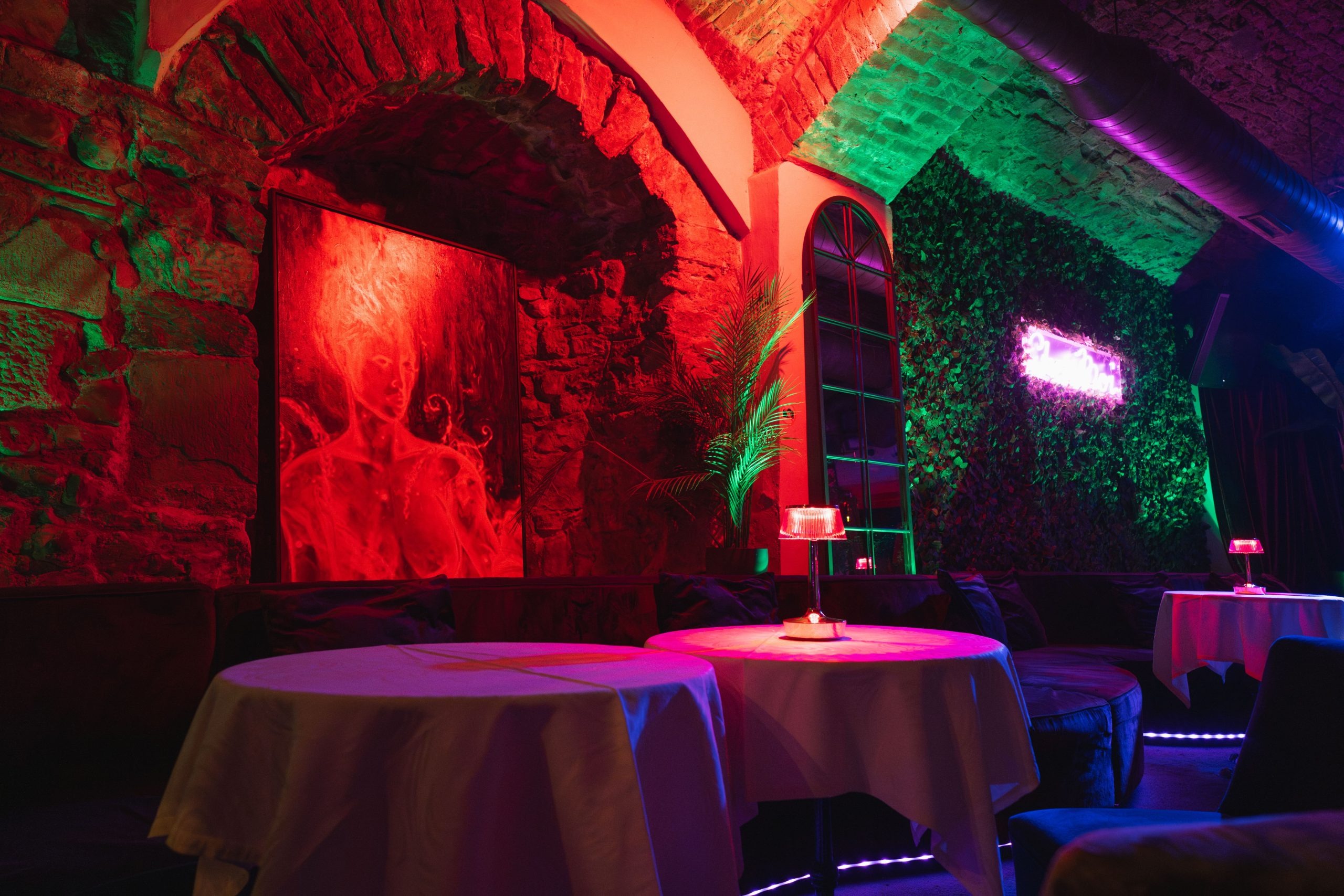 Chez Moi Firenze - Erotic Massage in Florence, Italy - Photo 5