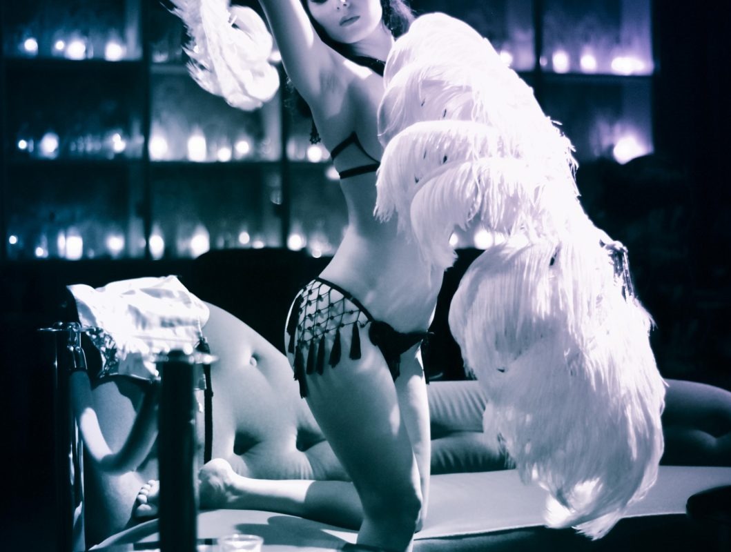 Strip Tease – 5