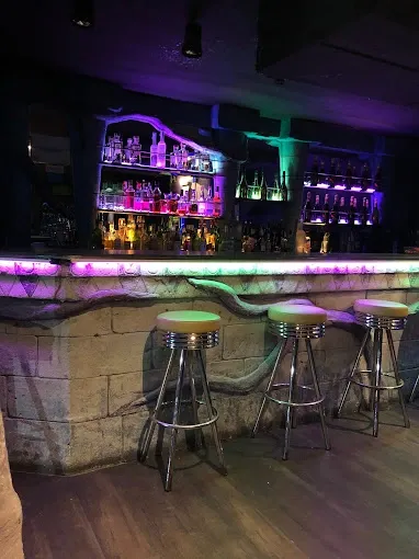 Luxury Strip Barcelona – 5