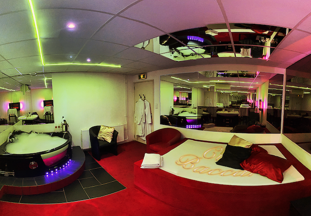 club Baccara – 5