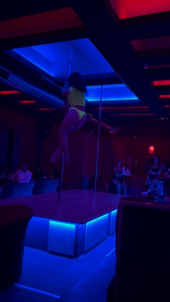 Platinum Strip Club – 4