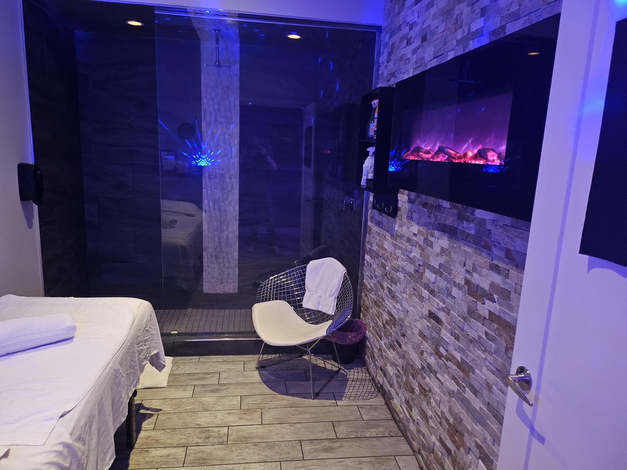 Erotic massage GIF — Synergy Massage