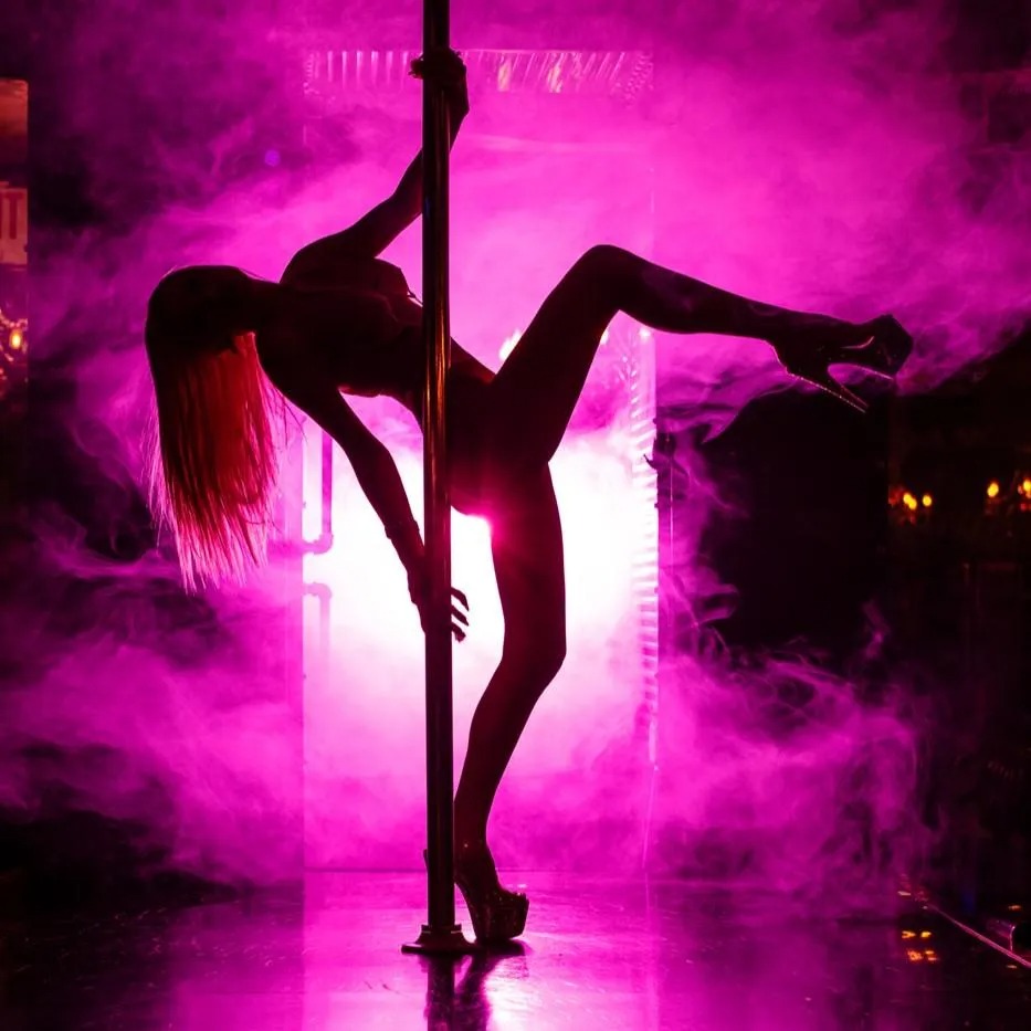 Bones Cabaret - Gentlemen's Club in Richmond, United States - Photo 3