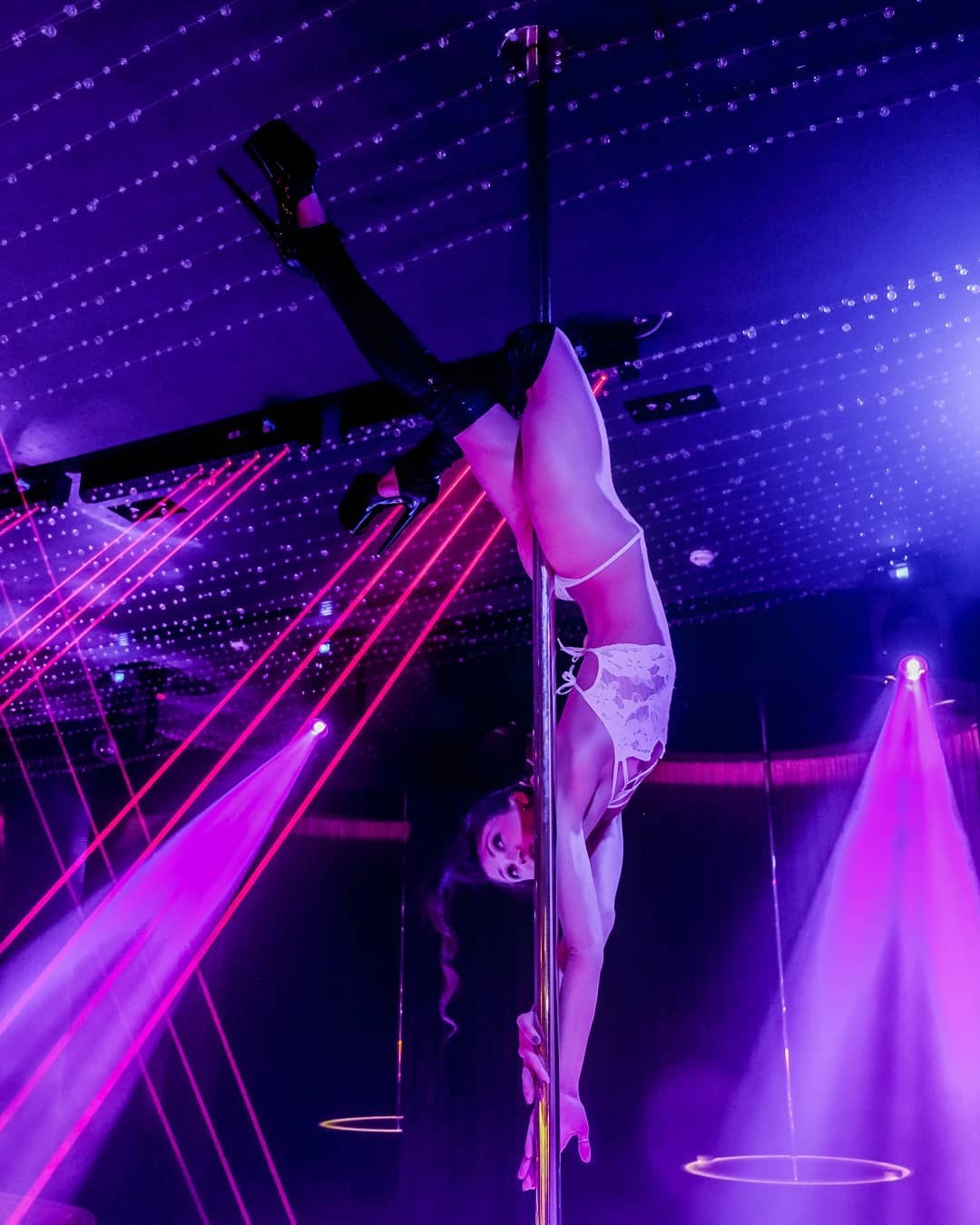 DV8 Club – 4