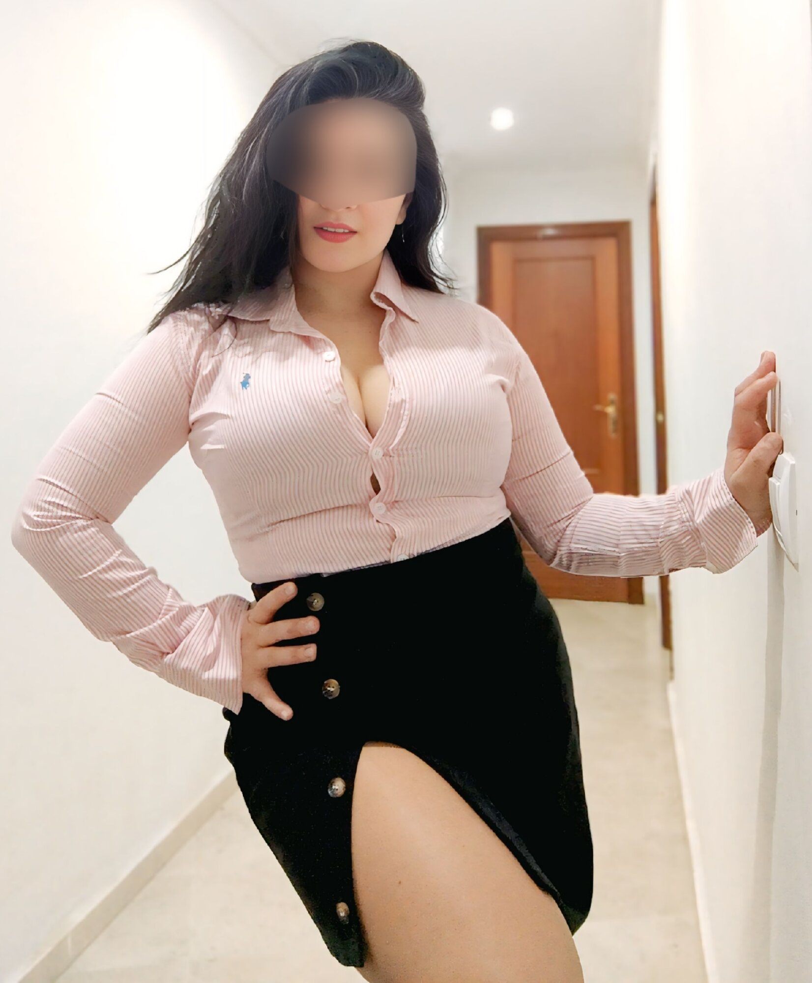 Erotic massage GIF — Masaje Tantra Sevilla Antonia