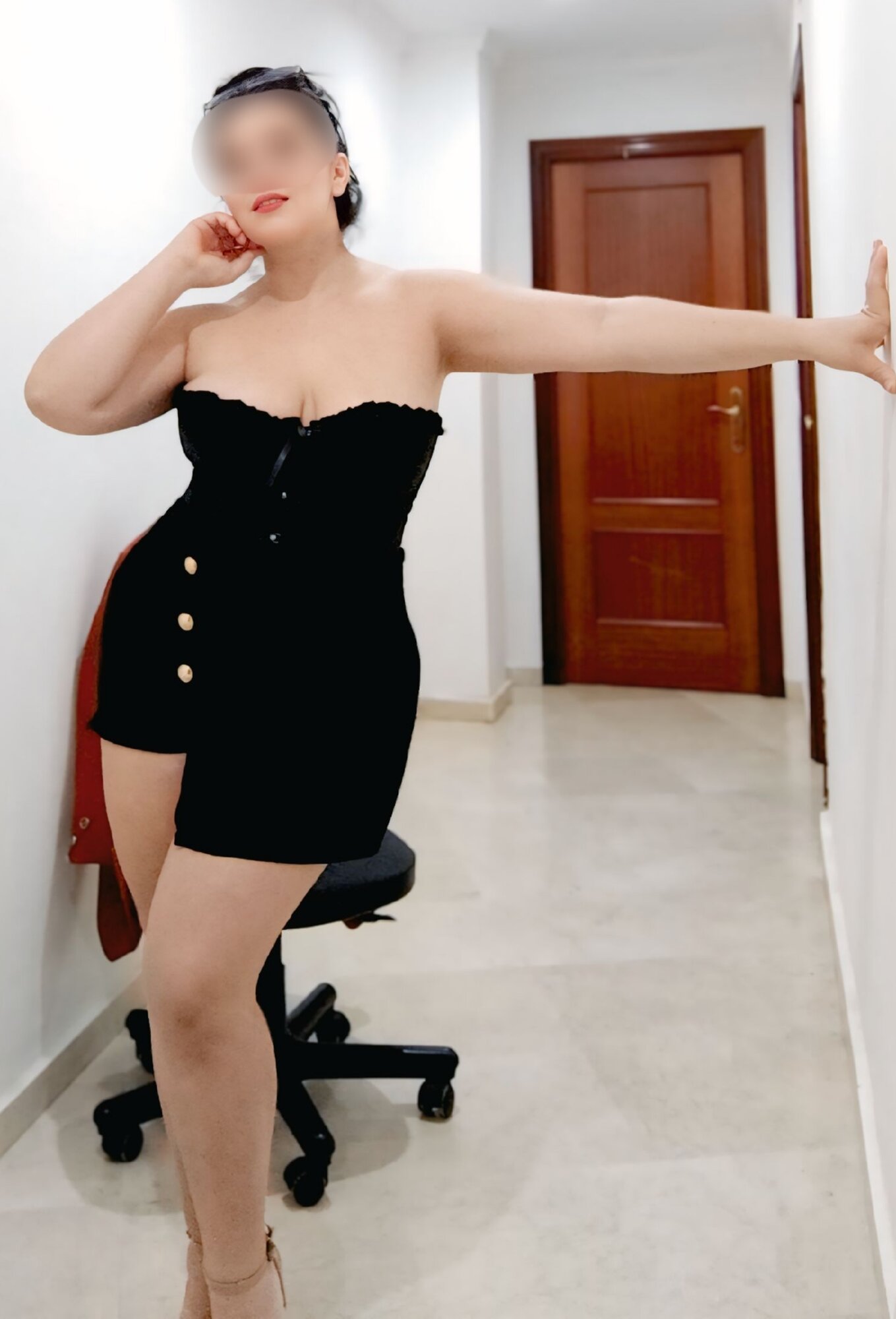 Erotic massage GIF — Masaje Tantra Sevilla Antonia