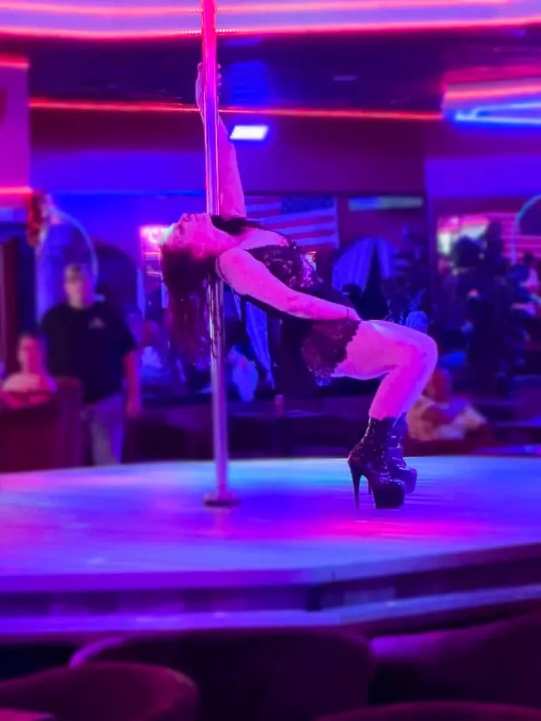 69 Cattle Company - Erotic Massage in Killeen, United States - Photo 4