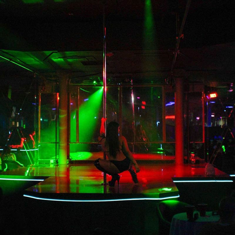 Elite Gentlemen’s Club – 4