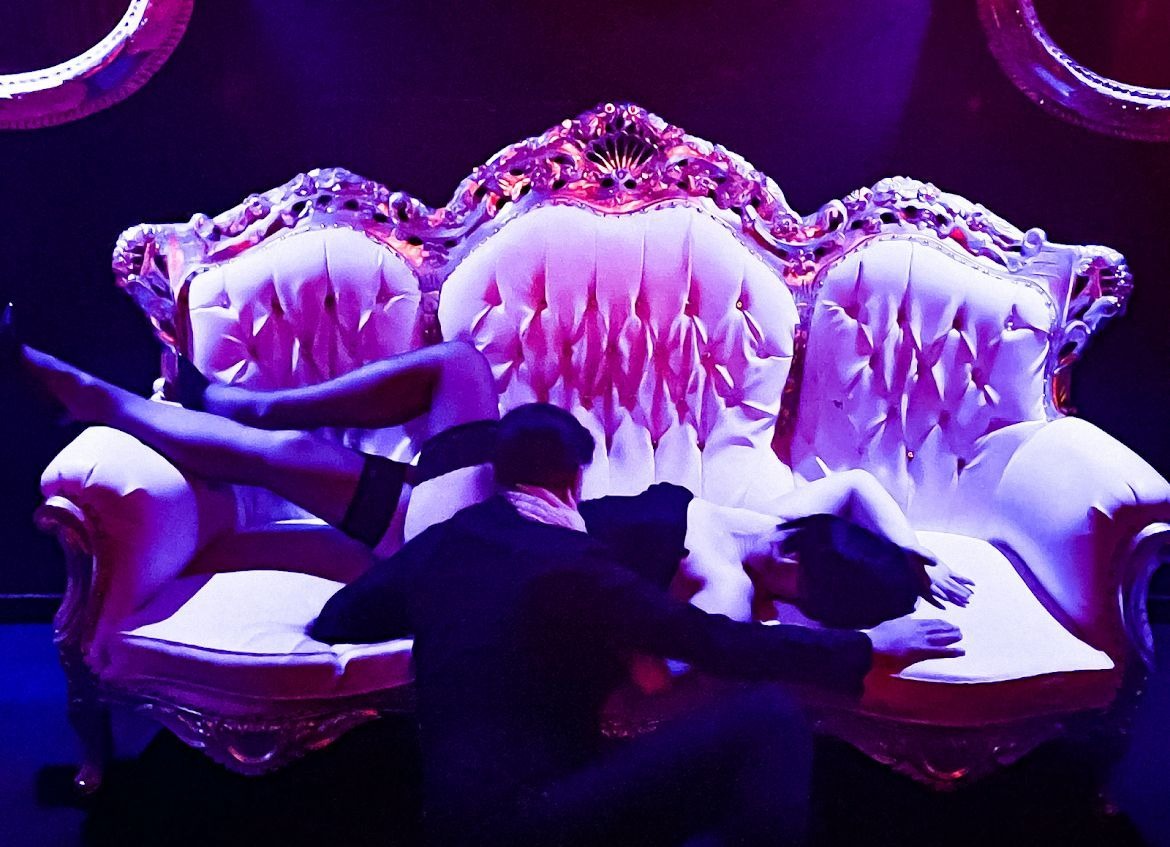 Swingers Club 69 - Erotic Massage in Rome, Italy - Photo 4