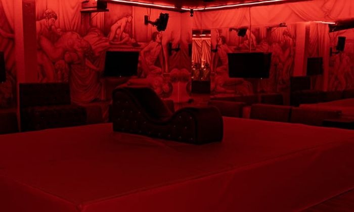 Des Moines Lifestyles Club - Erotic Massage in Des Moines, United States - Photo 2