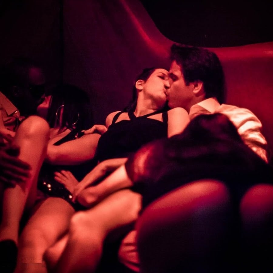Fiesta Swinger, swinger club listing in Cali