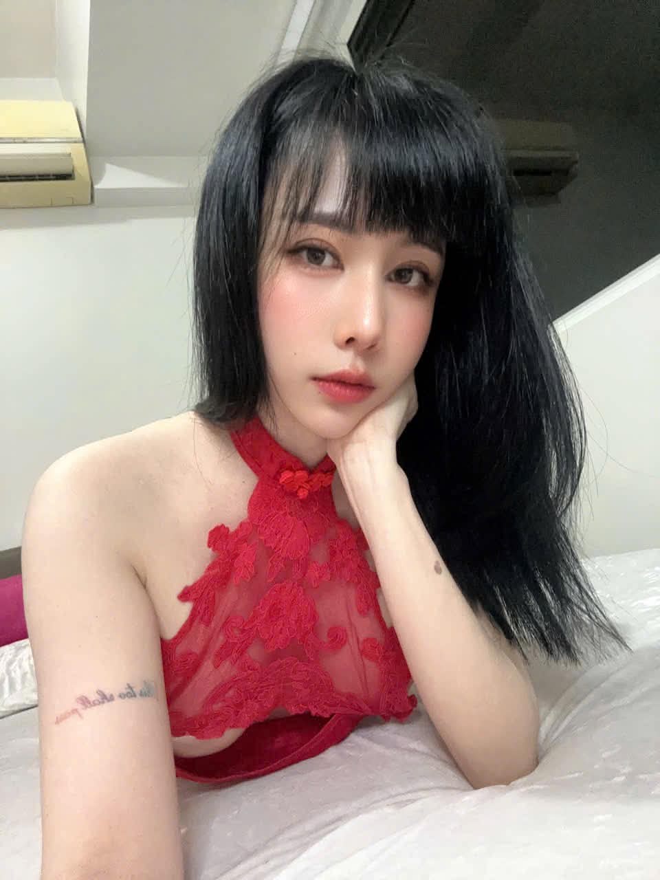 MASSAGE NURU ĐÀ NẴNG - erotic massage Da Nang