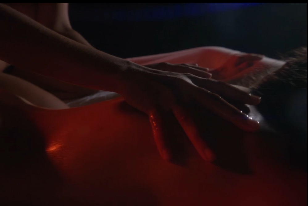 Erotic massage GIF — EliteMassages