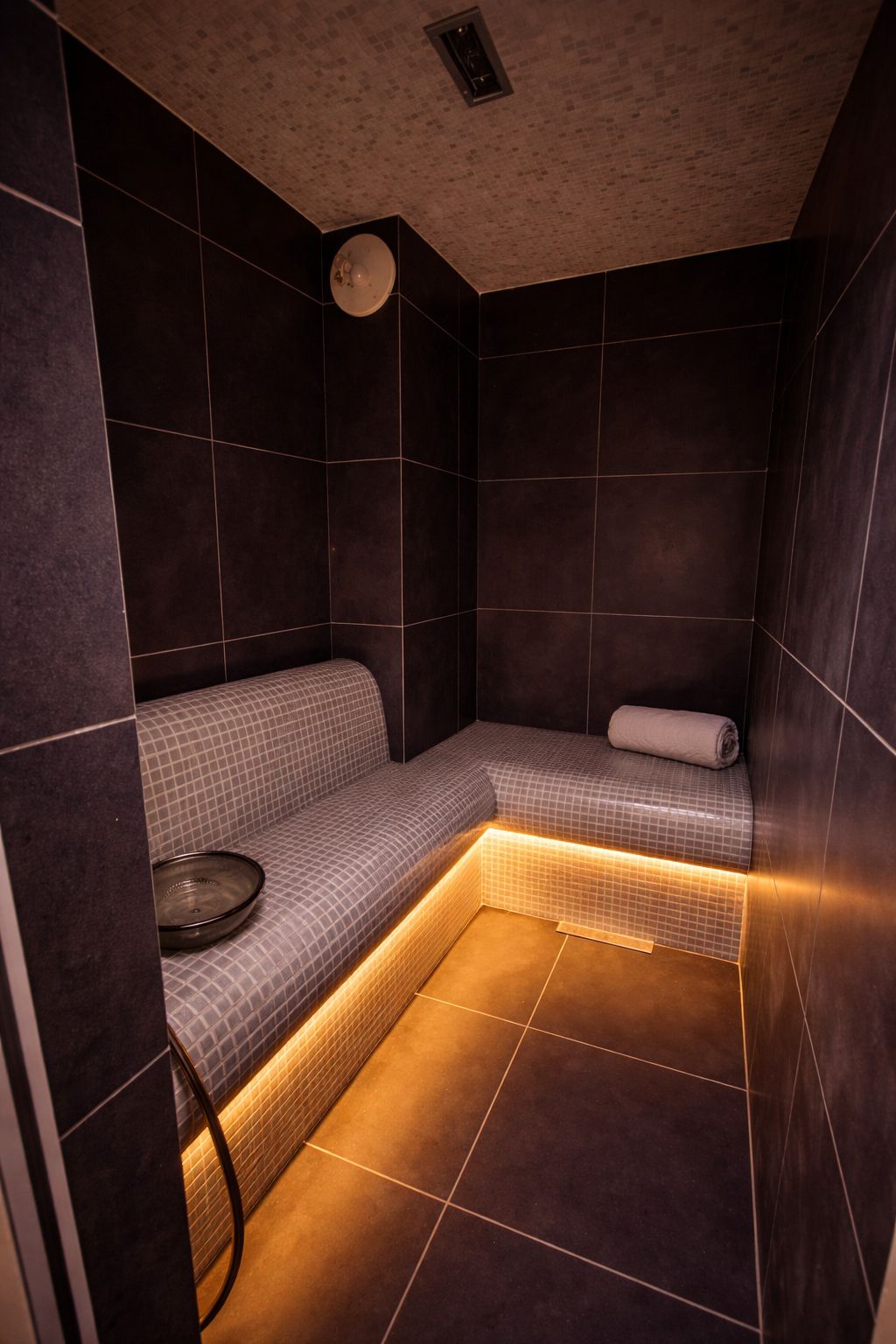 LIV SPA — nuru massage Bratislava