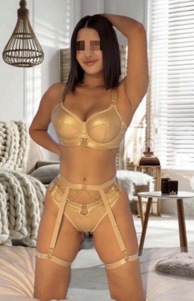 Erotic massage photo — Happy Privatgirls
