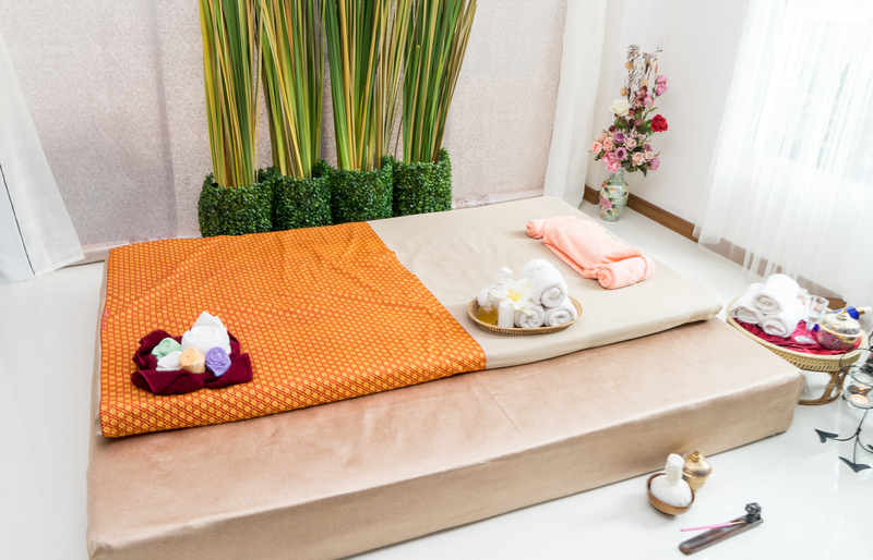 Erotic massage GIF — Tantra Body Center