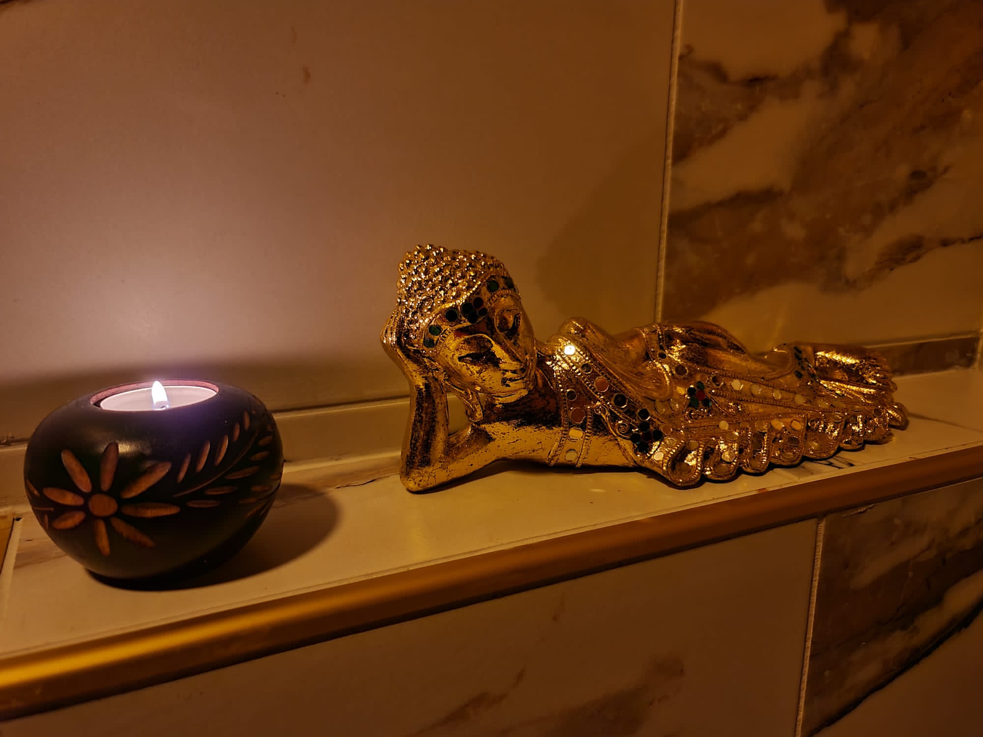 Erotic massage GIF — Khao Sun Zagreb