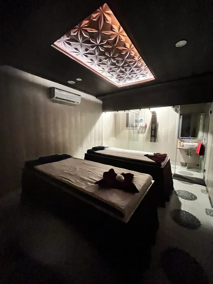 Erotic massage GIF — Spa Villa