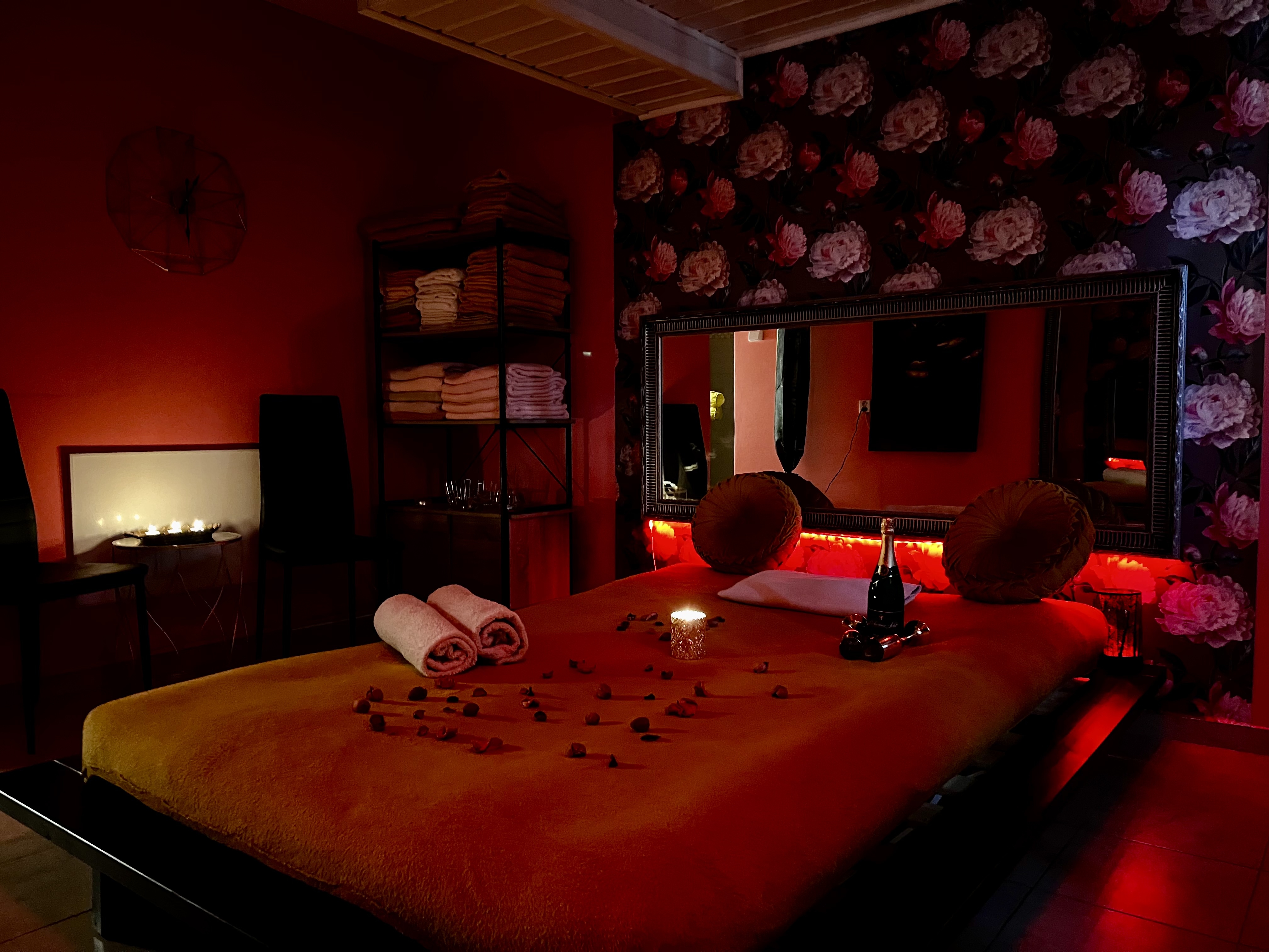 Erotic massage photo — NYMFIS Liberec