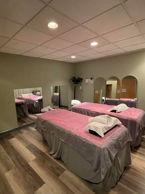 Erotic massage GIF — Tropical Touch Columbus